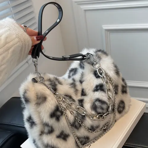 Ladies' elegant and casual plush material Boston bag, fashionable and easy to match for daily use, chain decoration shoulder bag, crossbody bag, Fashionable Patterned Bag, Elegant Bags, Crossbody with Chain