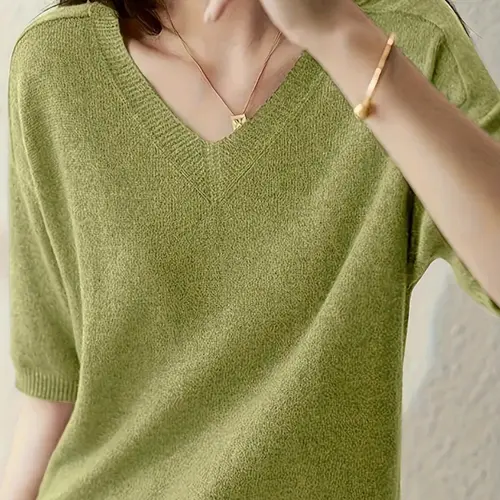 New Basic Minimalist Knitted Short Sleeve T-Shirt for Women, Thin Loose Fit V-Neck Slimming High-Quality Breathable Spring Knitwear Top, Stylish Casual Wear, Casual Knit Tops, Womenswear, Lady