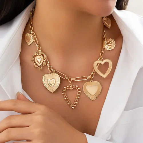 Women's Woodberry Chunky Heart Paperclip Alloy Necklace, Gold-Plated Punk Style with Hollow Pendants, Long Gold Statement Chain, Stackable Fashion Costume Jewelry Accessory