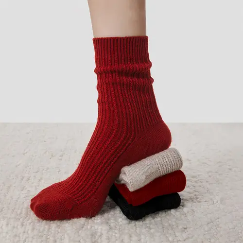 Cali Curves x TimeOFF Women's Pack Ribbed Crew Socks – Ribbed Texture & Cozy Fabric for Comfort & Secure Fit, Ideal for Daily Wear, Casual Outings & Cold-Weather Layering Outfit Style