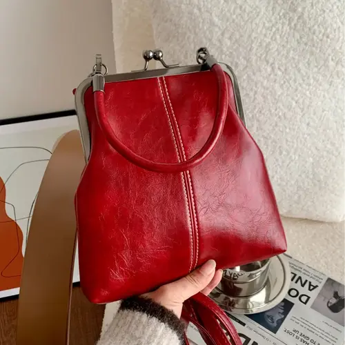 European and American Style Retro Unique Lightweight Clasp Crossbody Purse, High-quality Niche Fashionable Bag, Suitable for Parties, Shopping and Commuting, Crossbody Shoulder Bag, Fashion Bags