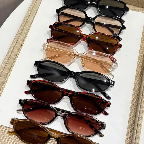 Women's 8-Pack Trendy Slim Casual Lightweight Durable Leopard Pattern Small Frame Plastic Fashionable Sunglasses Set, Perfect for Driving, Camping, Fishing, Parties, Stylish and Comfortable