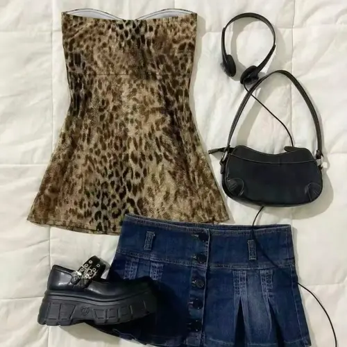 Women's New Leopard Print Ruched Pleated Crop Top Vest Fit, Womenswear Stretchy Digital Print Party Wear, Cropped Sleeveless Vest, Perfect for Parties and Events