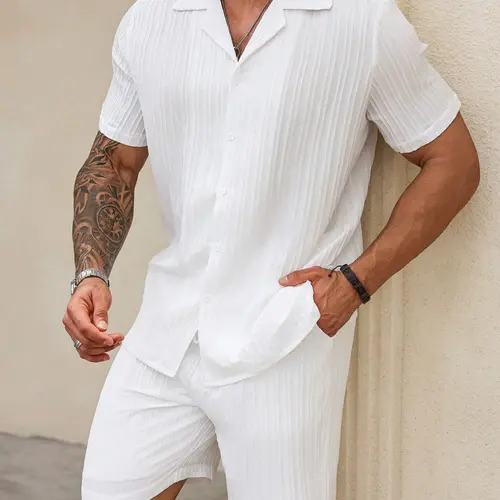 Men's Solid Short Sleeve Shirt & Shorts Two-Piece Set, Regular Fit Casual Button Up Top & Shorts for Summer, Men's Clothes for Beach Vacation