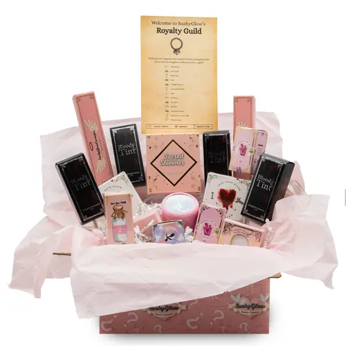 Guild Themed Mystery Box - Makeup - Lipglosses - Lip Stain - Bodyshimmers - Makeup brushes - Blushes