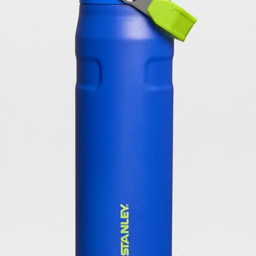 STANLEY 24 oz The IceFlow™ Water Bottle With Flip Straw Lid