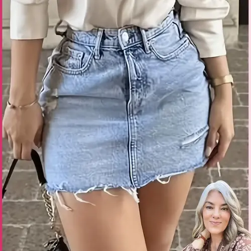 Women's High-Waisted Button-Front Denim Skirt, Light Wash Short Skirt, Comfortable Fit, All-Season Elegant Chic Fashionable Fit Bottom, Mini Skirts