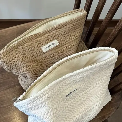 1pc Makeup Bag, Zipper Bag, Textured Cosmetic Pouch for Women, Vintage Cosmetic Bag, Travel Cosmetic Bag, Travel Essentials, Makeup Storage Bag, Portable Cosmetic Bag, Travel Beauty Bag, Cosmetics Bag