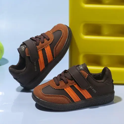 Unisex Kids Striped Sports Training Shoes, Fashionable Comfortable All-Season Workout Sneakers, Lightweight Design for Active Children
