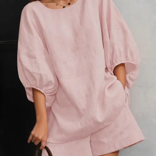 Women's Casual Basic Set, Two Pieces Sets, Womenswear Round Neck Seven-Quarter Lantern Sleeves + High Waist Short Pants Design, Perfect for Daily Outings Commuting Clothes