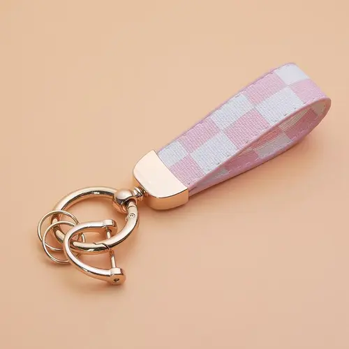 Leather Print Metal Horseshoe Keychain with Split Ring (80x20mm) - Portable, Stylish Universal Car Accessory, Keychain for Purse, Cool Gifts for Guys, Fashion Accessories
