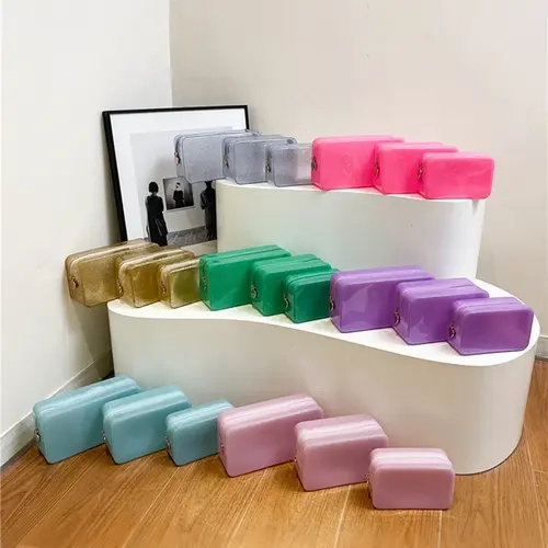 Large-Capacity Waterproof Toiletry Bag, Rubber Jelly Makeup Case and Cosmetic Storage Travel Organizer with Zipper Design, Portable for Business Trips, Cosmetic Travel Bags, Cosmetic Pouch