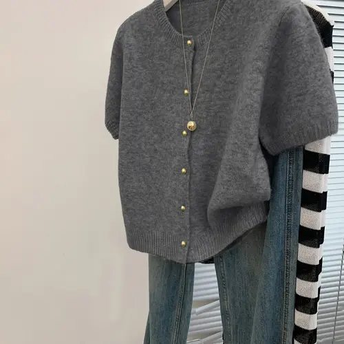Women's Loose-Fitting Short Sleeve Round Neck Knit Top, Casual Plain Sweater Cardigan, Slimming Design, All Seasons Wear, Womenswear, Knitwear, Knit Sweater Clothing, Knitted Casual Top