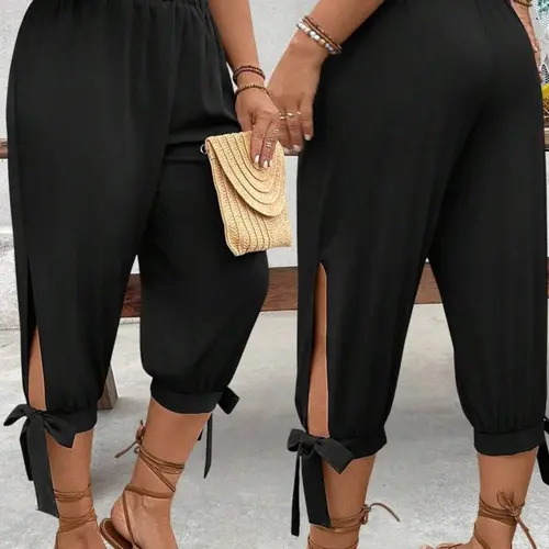 Women's Plus Size Three-Quarter Pants, Elastic High Waist Design, Side Slit Detail, Comfortable and Stylish Casual Bottoms, Casual Style Bottoms, Casual Fashion Pants