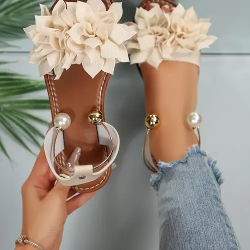 Fashionable Pearl 3D Flower Flat Sandals for Women, Elegant Floral Sandals, Elegant Bohemian Shoes, Stylish Summer Footwear, Comfortable and Trendy Open-Toe Shoes, Embellished Sandals