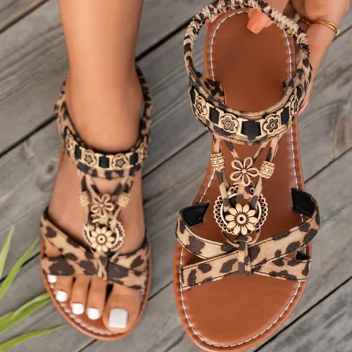 Women's Flat Sandals, Trendy Sandals, Boho Style Leopard Pattern, Handwoven Cross Straps, Comfortable Summer Footwear, Ideal for Beach and Casual Outing, Fashionable Slingback Sandals, Bohemian Flat Sandals