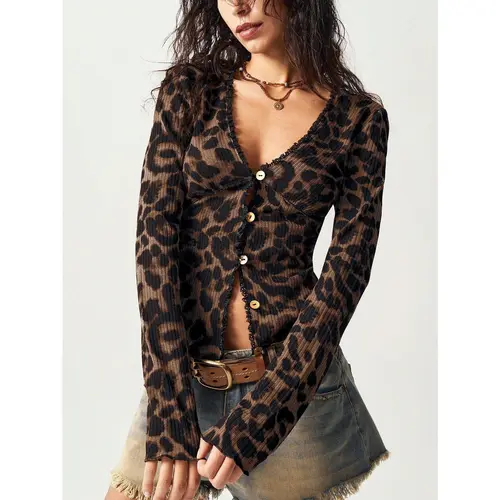 Women's Leopard Print Knit Cardigan - Chic V-Neck Long Sleeve Slim-Fitting Button-Up Bodycon Sweater, Fashion Knitwear Top for Ladies, Sexy