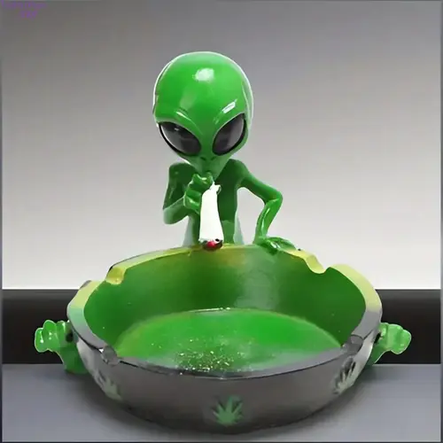 Resin Alien Ashtray Sculpture Figurine - Creative Fantasy Design, Waterproof, Sturdy, Unique Room Decor, Spooky Gifts, Holiday-Ready Art, Christmas Halloween Ornament for Indoor-Outdoor Use