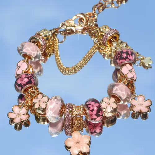 Vintage Cherry Blossom Charm Bracelet, Classic Flower Charm Bracelet, Best Friend Gift Bracelet, Elegant Jewelry Accessory, Floral Charm Bracelets