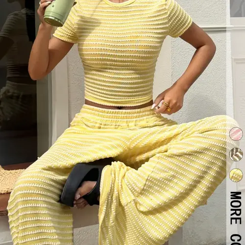 Women's 2-Piece Striped Slim-Fitting Short Sleeve Fashion Summer Sportswear Set, Athleisure Workout Set, Casual Summer Set for Vacation