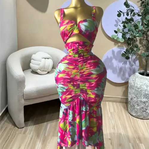 PULKRITU Elegant Women's Tropical Floral Print Cutout Ruched Midi Formal Prom Sleeveless Dress for Birthday Party, Summer Club Cocktail Gown, Female Brunch Dresses, Graduation Dresses, Elegant Ruched Design