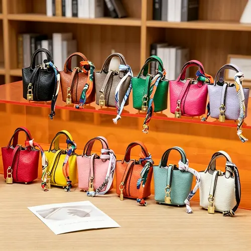 1pc-Mini Vegetable Basket Bag Pendant Keychain - High Quality Leather with Colorful Strap, Cute Car Keychain & Bag Charm Accessory