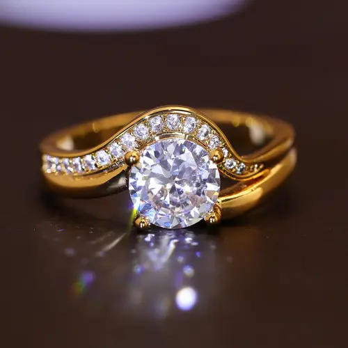 Luxury Gold-Tone Metal Coating Solitaire Stone Twisted Band Plain Costume Ring with Sleek Details, Unisex Stackable Piece for Casual Daily Wear & Anniversary Gifting, Elegant Jewelry Rings