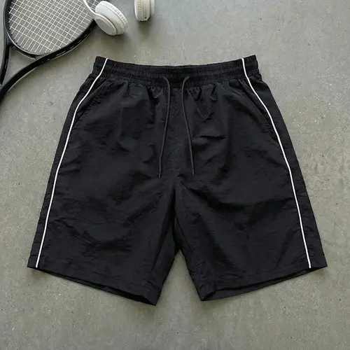 summervibes3-pack loose, versatile pieces featuring side pockets, elastic waistband design, striped color-block panels; suitable for outdoor leisure travel and everyday wear.