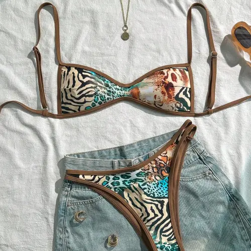 Women's Summer Floral Bikini Set, Sexy Halter Neck Two-Piece Swimsuit, Fitted Beachwear for Vacation, Cute and Playful Design, Tie Shoulder Bikini, Chic Swimsuit Set, Printed Bikini Set, Bikini Swimwear Set, Bikini Swimsuits
