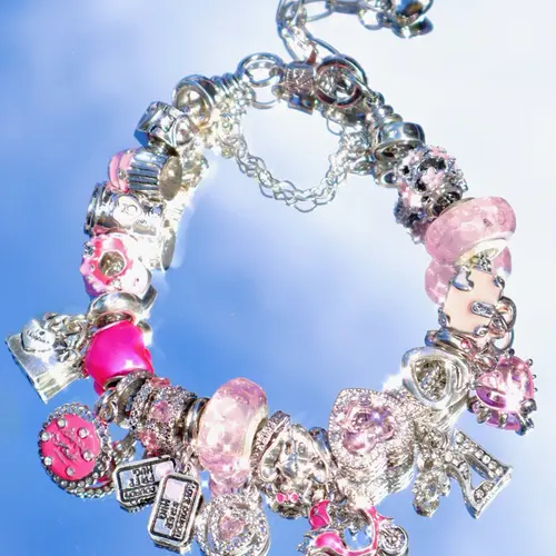 Cute Shimmering Zircon Heart Charm Bracelet, Glass Bead DIY Bracelet, High-Quality Gift for Friends, Sweet Style Bracelet, Hand Chain Jewelry