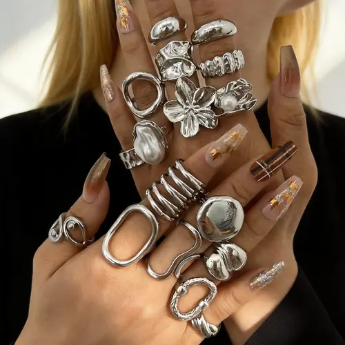 17-Piece Flower Ring Set, Fashion Retro Elegant Bold Women's Geometric Fat Joint Stackable Finger Rings, Party Date Birthday Gift Jewelry