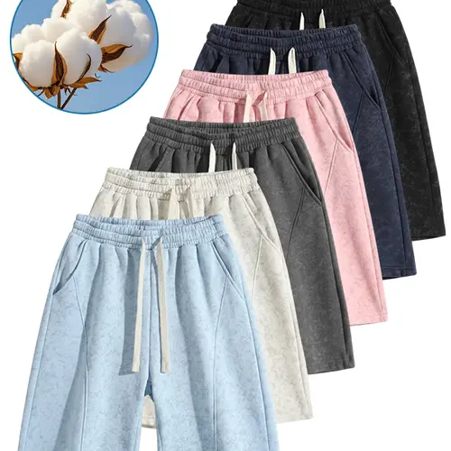 Men’s shorts with an iron ox print, regular fit, casual drawstring waist, breathable and sporty—suitable for outdoor wear in summer, ideal for daily activities and vacations, and appropriate for all seasons. Men’s solid-color breathable shorts