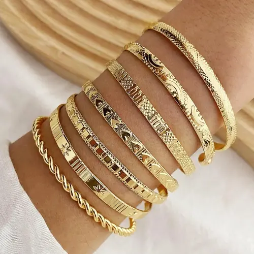 Women's 7-Piece Bangle Bracelet Set, Stackable Alloy Cuff Bangles with Geometric Heart & Twist Designs, Elegant Daily Jewelry Gift, Bangles Bracelets Set, Exquisite Bracelet