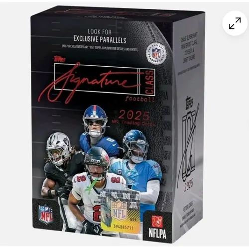 2025 Topps Signature Class Football Blaster