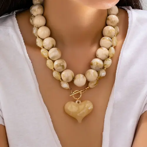 2 Pcs Chunky Acrylic Beaded Heart Pendant Necklace, Marbled Cream Toggle Necklace for Women, Decorative Necklace, Y2K Trendy Layered Jewelry Accessories