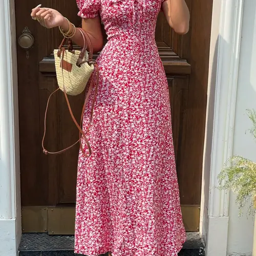 Boho Chic Bohemian Floral Dress, Casual Summer Vacation Style, Slim Fit, Versatile Women's Dress, Perfect for Everyday Wear, Comfortable & Stylish
