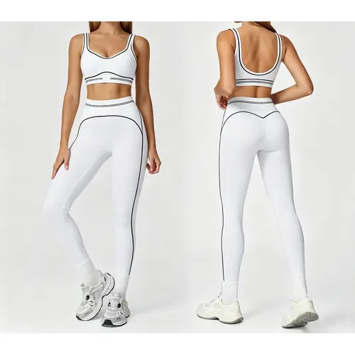 Women's two-piece sports suit, comfortable activewear, suitable for fitness and gym, everyday sportswear, summer sportswear, yoga pants, sporty casual seamless design Gym Yoga Outfits Gym Training Outfit