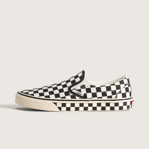 Vans Unisex Classic Slip-On Checkerboard Low Top Shoe