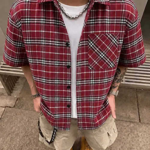Men Plaid Short Sleeve Button Up Shirt for Summer Outfits, Relaxed Fit Checkered Casual Top with Chest Pocket, Flannel Alternative
