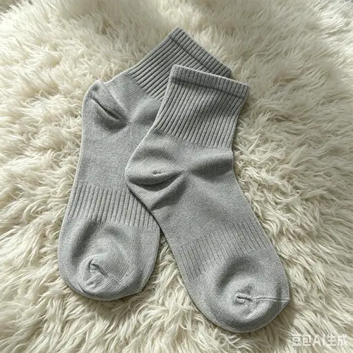 ZZZZ crew socks