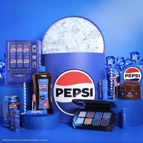 Pepsi x Glamlite Makeup Set