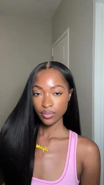 No Im Obsessed 😭💕 Hair from @ISEEHAIR So pretty #fyp #ISeehair #gluelesswig #wiginstall #weargowig 