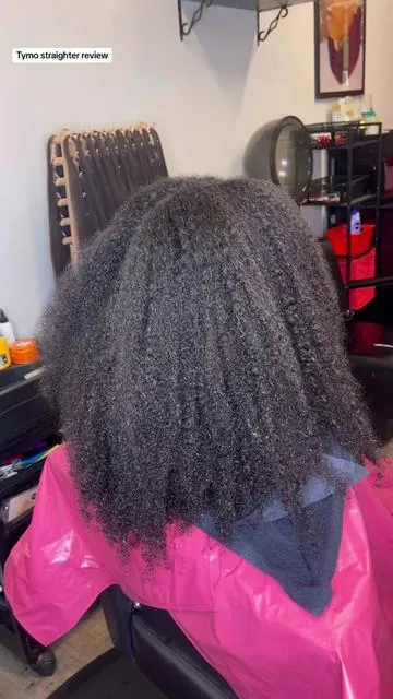 How have you liked your tymo hair straightener?? #naturalhair #silkpress 