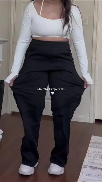 These cargo pant are *chef’s kiss* 👖💖 @halara_official  #halara #halaramagicjeans #halaratiktokshop