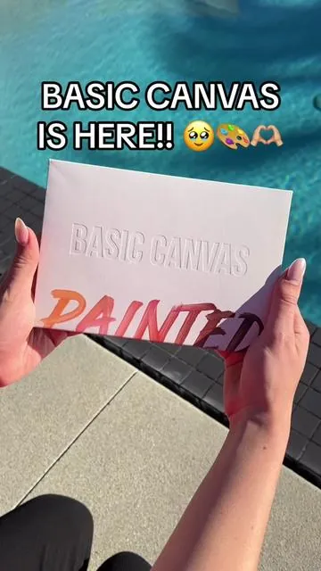BASIC CANVAS IS HERE! 🥹🎨🫶🏼 I am SO PROUD of this palette and I really hope you love it as much as I do!! 