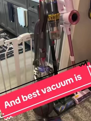 My fav vacuum #vacuum #cordlessvacuum #vacuums #vacuumcleaner #CleanTok #cleanin #cleaningtiktok 