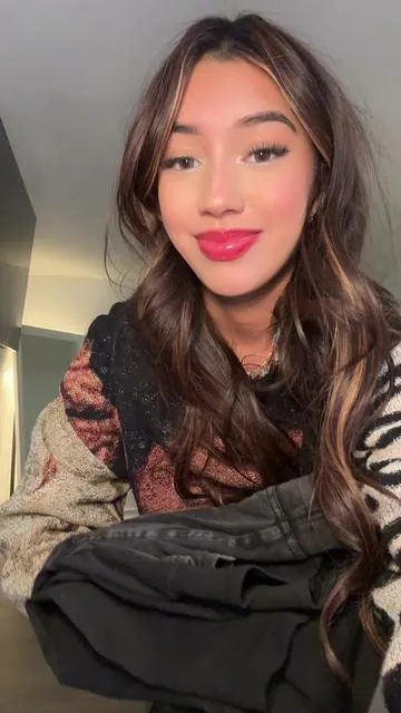 @Halara_official  I LOVE YOU GUYS!! 💌