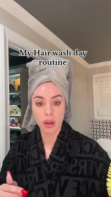 I put my hair THROUGH IT, so good products are a MUST! @Color Wow Hair #fyp #colorwow #hairtok 
