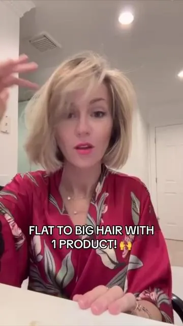 Flat to full hair using our Carb-Infused Leave-in Thickening Treatment! 🤩 Even the finest hair looks full and dense! #colorwow #volumehair #volumehairhacks #flathair #flathairtips #flathairhacks #thinhair #finehair 
