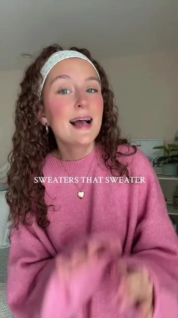 Best $10 you can spend 💙 #sweater #oversizedsweater #favoritesweater #hoodiesthathoodie #winterfashion #wintersweaters 
